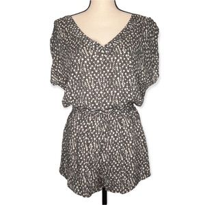 Silence + Noise romper size small